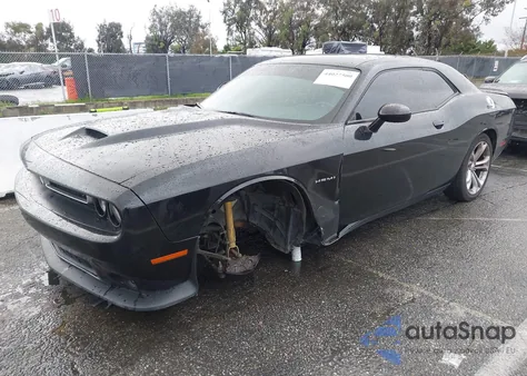 2021 Dodge Challenger R/T z USA, uszkodzony, nr VIN 2C3CDZBT5MH546361